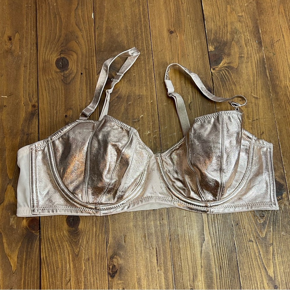 Victorias Secret size 36C metallic gold Dream angels push-up without padding bra